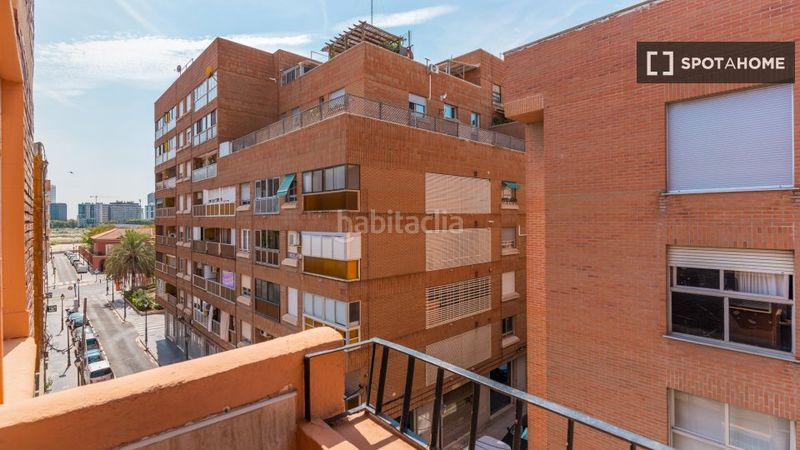 Foto a023c396-112c-4774-b983-46baee384942. Lloguer pis amb calefacció a El Grau Valencia
