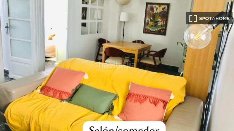 Foto e2654df8-4974-45db-922c-0a06e089229e. Lloguer pis amb calefacció a Russafa Valencia