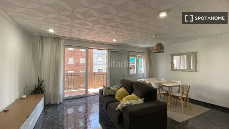 Foto a0f97b01-ca59-43bf-8fb2-b60aa0be21d7. Rent flat with heating in Mont Olivet Valencia