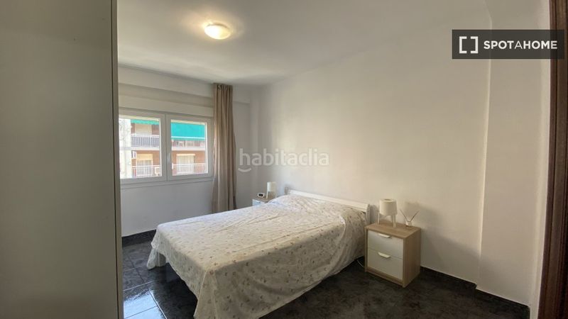 Foto f229e454-ea63-4f13-86c4-cefd481f0e8e. Rent flat with heating in Mont Olivet Valencia