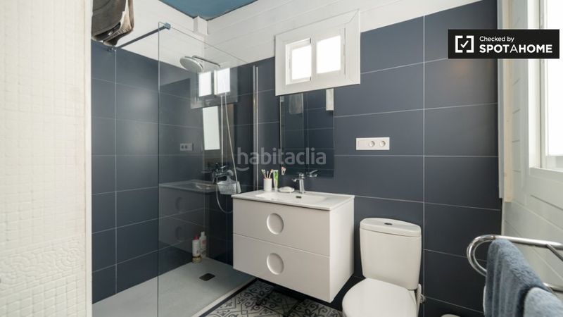 Foto 819c6fc4-f8c3-4623-9019-cd80523116f7. Rent flat with heating in Russafa Valencia