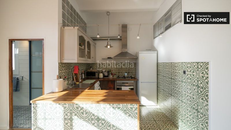Foto ff747847-b25a-4463-b3d6-a678f691e9c1. Rent flat with heating in Russafa Valencia