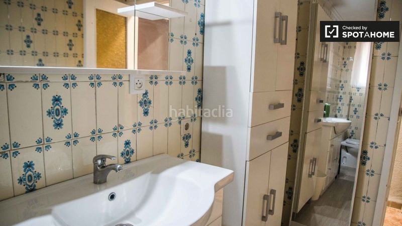 Foto 598567c5-0da8-4b0e-921f-e101938e1f06. Lloguer pis amb calefacció a L´Amistat Valencia