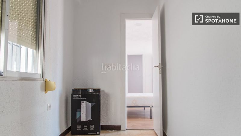 Foto c41d7bdb-b154-4b43-ba0d-a737ba6b3786. Lloguer pis amb calefacció a Camí Fondo Valencia