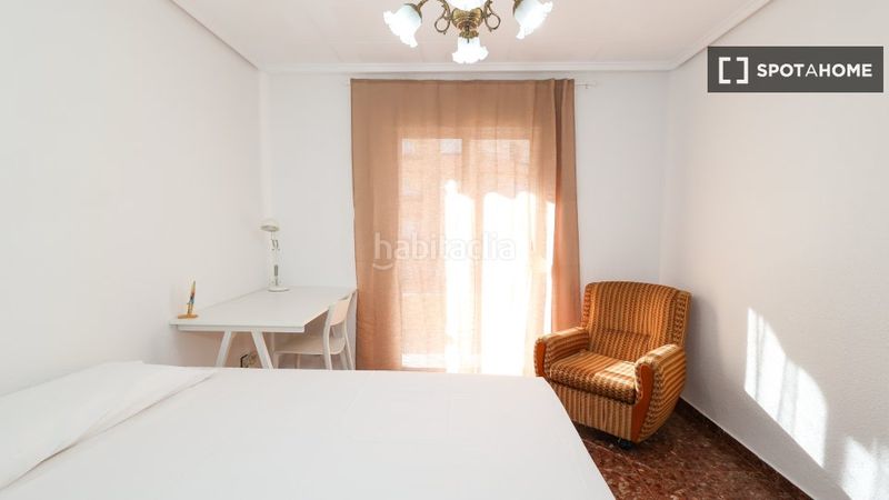 Foto c54b7b80-1559-4433-9ac0-f4e17ba66c92. Lloguer pis amb calefacció a Aiora Valencia