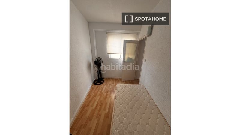 Foto d58298b7-6c68-4c58-90c2-48f8ce51a50d. Lloguer pis amb calefacció a La Roqueta Valencia