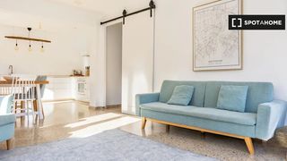 Alquiler Piso en El Cabanyal-El Canyamelar. Piso de 4 habitaciones en alquiler en cabanyal, valencia.