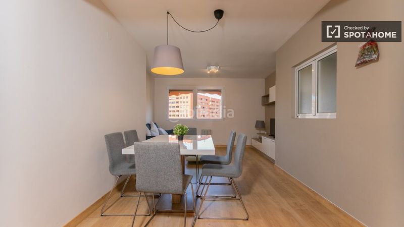 Foto 81cdb8eb-43f0-4268-83f7-d8d472dff036. Rent flat with heating in Mestalla Valencia