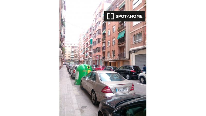 Foto e09bb0a1-6952-47f7-a354-9a8260b225eb. Lloguer pis amb calefacció a Mont Olivet Valencia