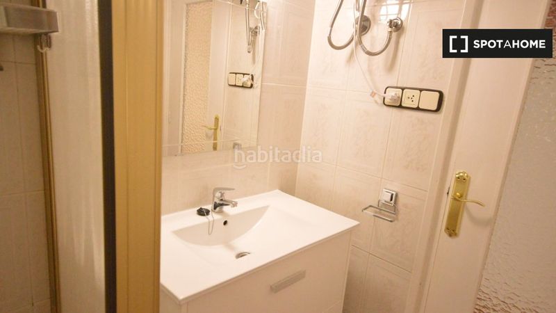 Foto 2bb1554f-3a3c-4b8a-953c-6abea2dcbe1b. Rent flat with heating in Mont Olivet Valencia