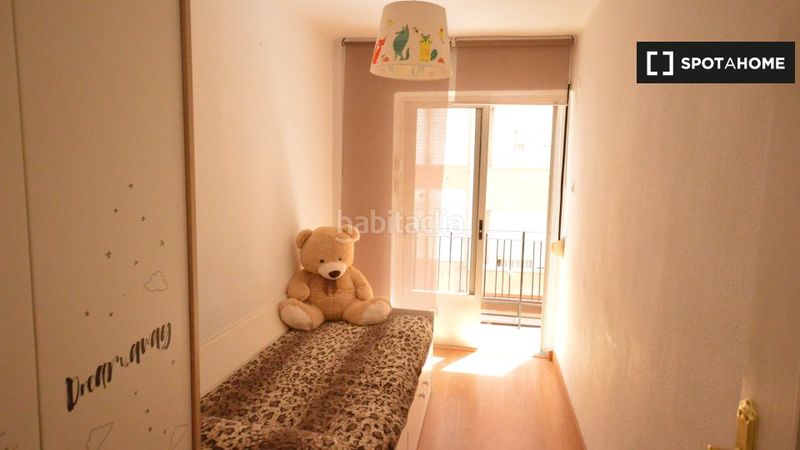 Foto a6d9307e-0459-4d10-b688-f44a32223fd8. Rent flat with heating in Mont Olivet Valencia