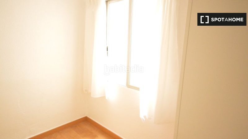 Foto b3ba925f-9f86-40ed-b4a3-6fffbade7e6c. Rent flat with heating in Mont Olivet Valencia