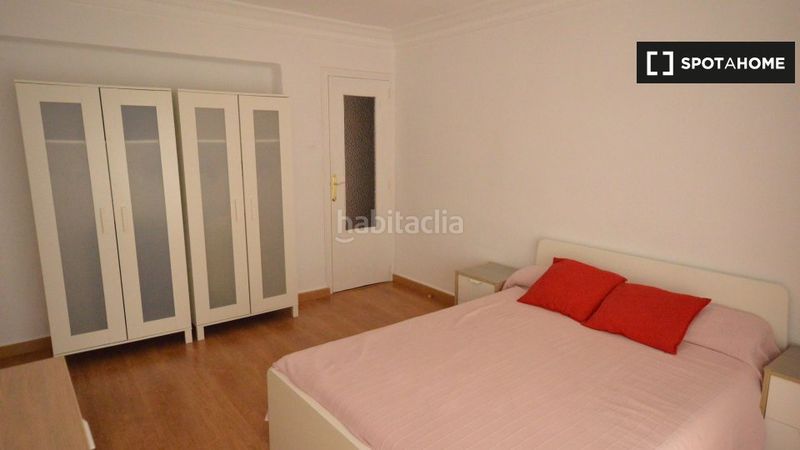 Foto da07ad10-a026-4cbb-a043-42c9b8b5ca3b. Rent flat with heating in Mont Olivet Valencia