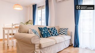 Rent Flat in En Corts - Doctor Waksman. Apartamento de 2 dormitorios en alquiler en en corts, valencia