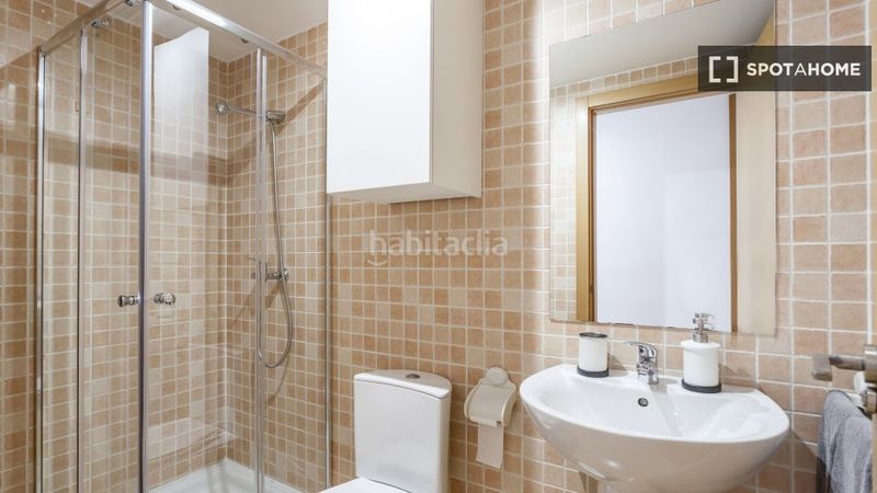 Foto 5f74096b-efaa-4af7-8b2a-95940547be0c. Rent flat with heating in Barrio de Patraix Valencia