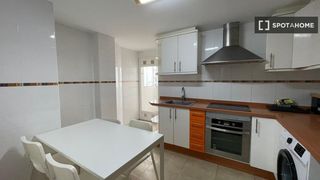 Lloguer Pis a Mont Olivet. Apartamento de 4 habitaciones en alquiler en montolivet, valenci