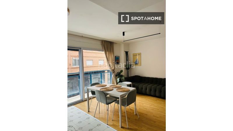 Foto f9a0f3e4-485c-41b8-964f-14ae233631a5. Rent flat with heating in La Constitución-Canaleta Mislata