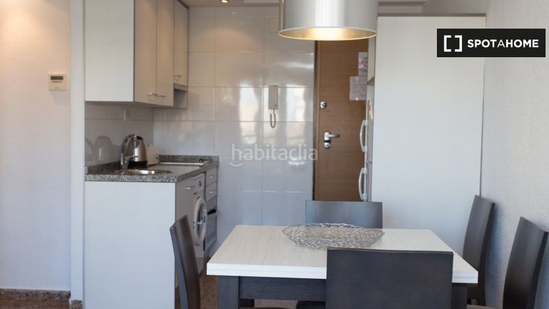 Foto f89cb268-cc9e-4a69-9f80-41c2fd3ba7be. Lloguer pis amb calefacció a Barrio de Campanar Valencia