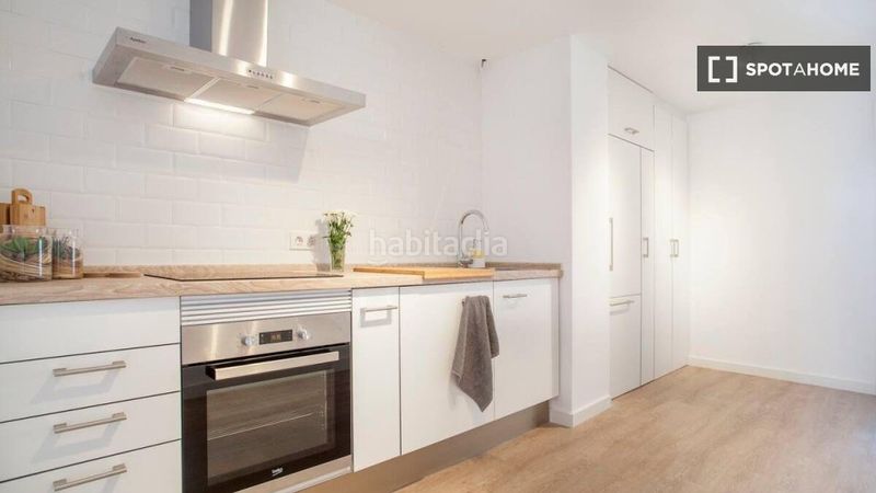 Foto a7b6e9d5-2ef3-40bc-b99f-57ac5727c15f. Rent flat with heating in El Pilar Valencia