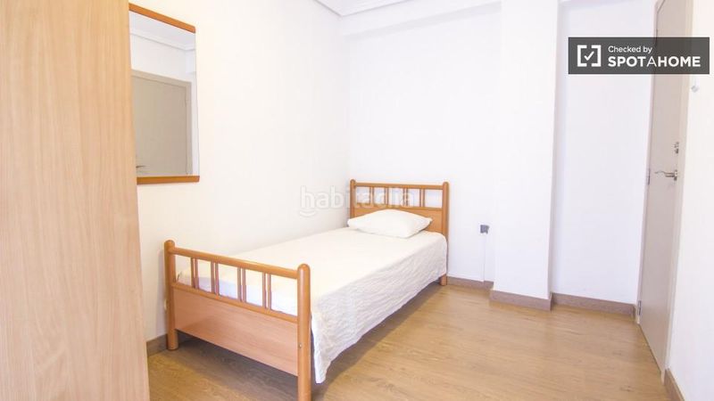 Foto 0b992653-2e67-497c-89ec-a968ef16f2c5. Rent flat with heating in Malva Rosa Valencia