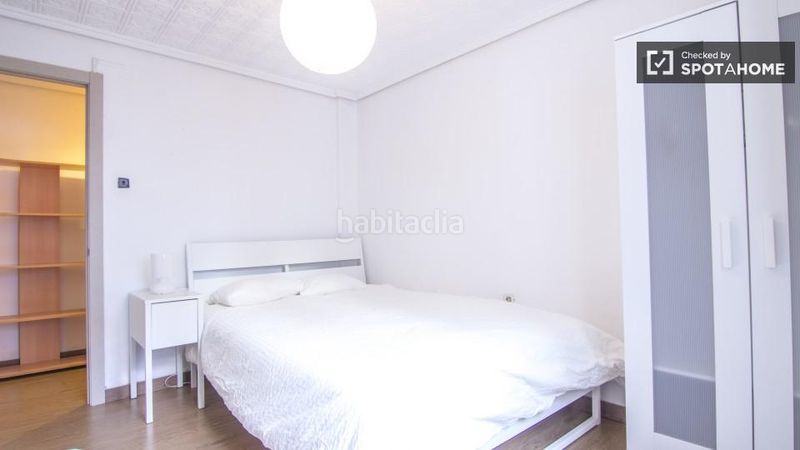 Foto bf6e5bab-faa0-4ed7-bbf0-e3618c999537. Rent flat with heating in Malva Rosa Valencia