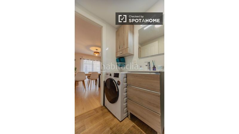 Foto 7adc04a9-b273-456b-bff0-74ba5d99d665. Rent flat with heating in Barrio de Patraix Valencia