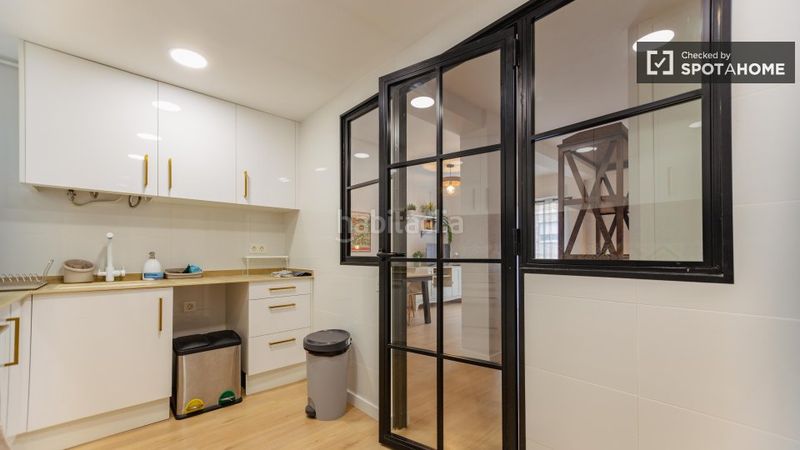 Foto 7f016b87-cd00-48b5-a147-4d11e46f5042. Rent flat with heating in Barrio de Patraix Valencia