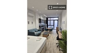 Rent Flat in Nou Moles. Estudio en alquiler en nou moles, valencia