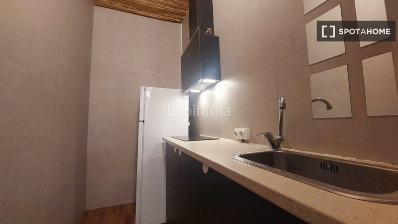 Foto f35a7312-d3eb-4e82-b248-12233141e4e5. Lloguer pis amb calefacció a Barrio de la Luz Xirivella