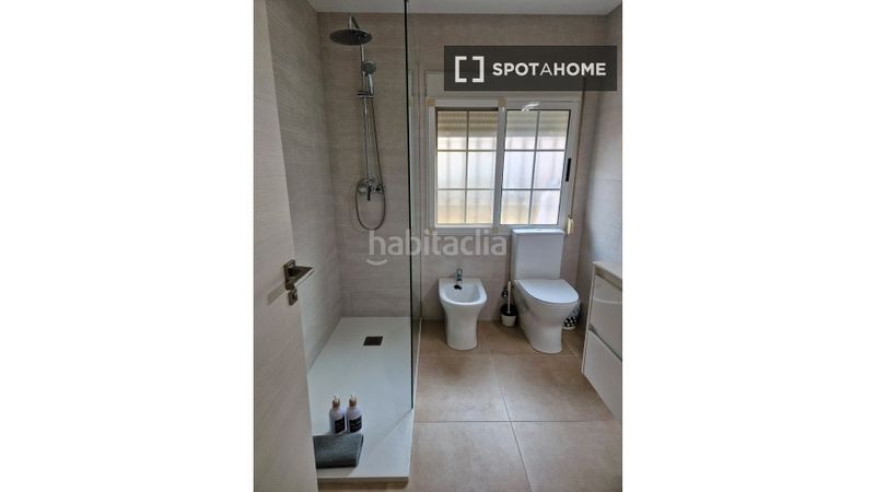 Foto d60f66e6-18e5-4f4f-b982-3cd001d13214. Rent flat with heating in L´Illa Perduda Valencia