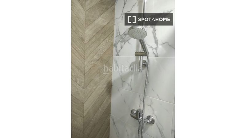 Foto fbe5317c-8db1-4dff-94cd-3bf6bc08a7a3. Rent flat with heating in Beteró Valencia
