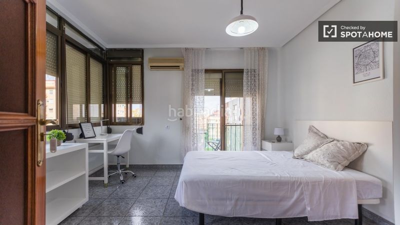 Foto 93eb06a1-828e-4c30-8e3c-fd517872f87a. Rent flat with heating in Aiora Valencia