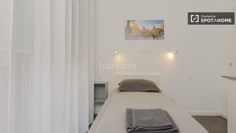 Foto ab12f22f-1961-4649-9989-f154a1c9f92b. Rent flat with heating in Barrio Benicalap Valencia