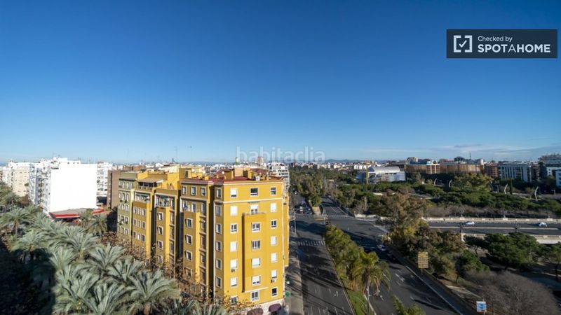 Foto 4d495b2f-4989-43a2-adf6-56a33de64599. Rent flat with heating in Mont Olivet Valencia