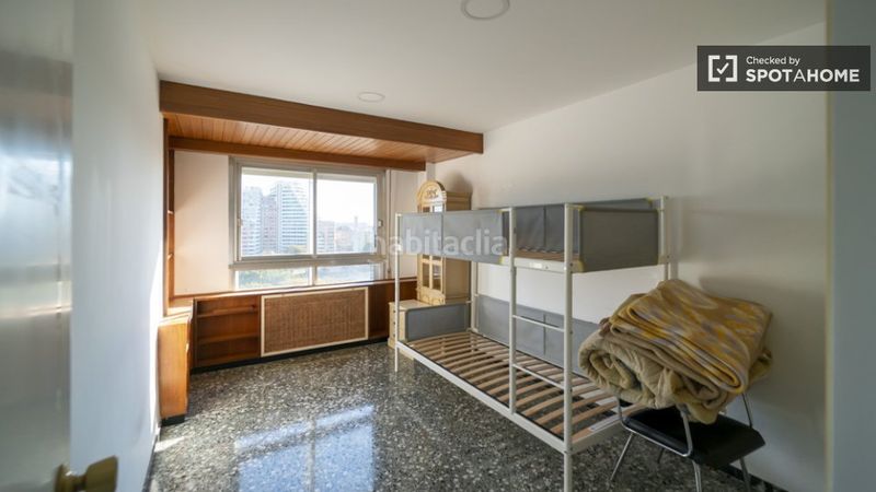 Foto 706351b5-5585-4708-be1d-da920087972a. Rent flat with heating in Mont Olivet Valencia