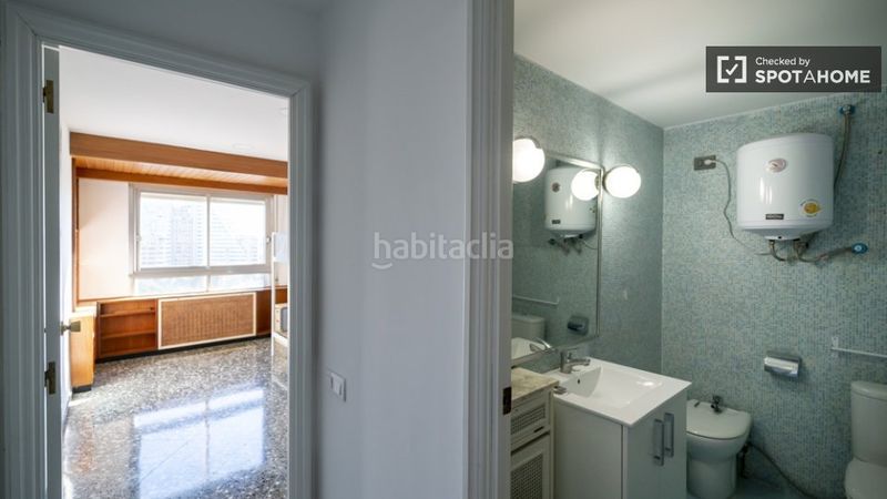 Foto faefb41c-6e5e-459b-a8d7-1ba02649eb0e. Rent flat with heating in Mont Olivet Valencia