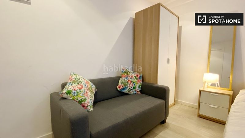 Foto 7e79e3d3-3c4a-4503-8e81-33d6978b922b. Rent flat with heating in Mestalla Valencia