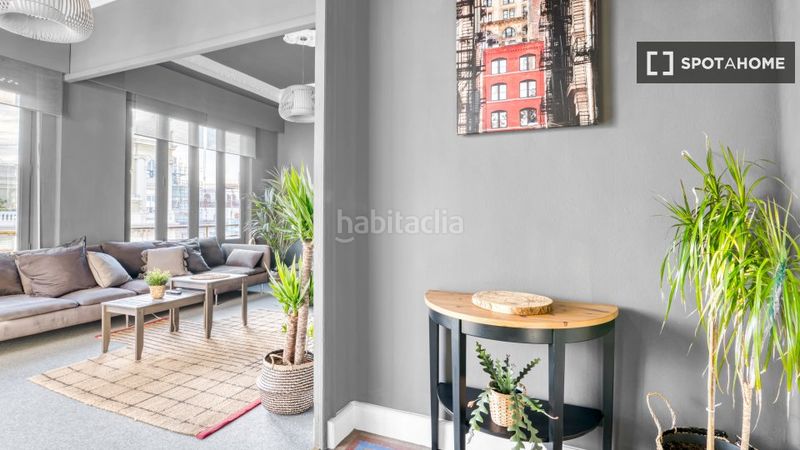 Foto 8e43c35f-50a1-4e40-a44d-265f348b241d. Rent flat with heating in El Mercat Valencia