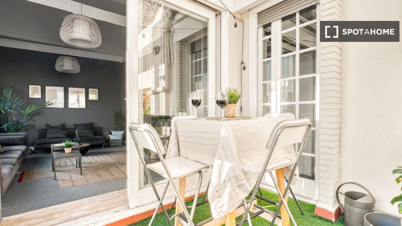Foto da0273f9-fcf9-4e55-818b-f625959f8c69. Rent flat with heating in El Mercat Valencia