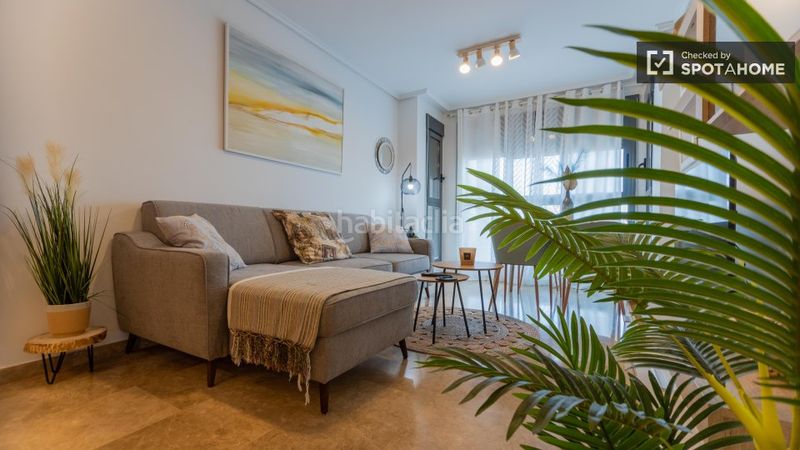 Foto ac2346f1-4b05-4517-89d2-9122d159fe6f. Rent flat with heating in Russafa Valencia