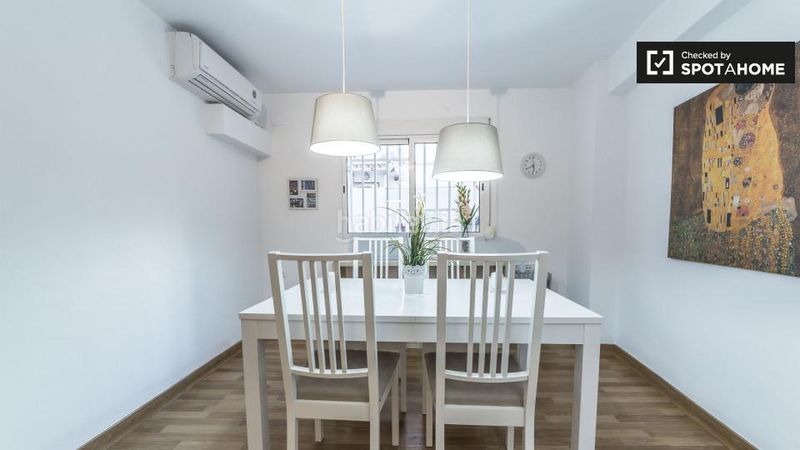 Foto 0ffd066c-ab1a-42ed-a56e-50e32914d30c. Rent flat with heating in El Cabanyal-El Canyamelar Valencia