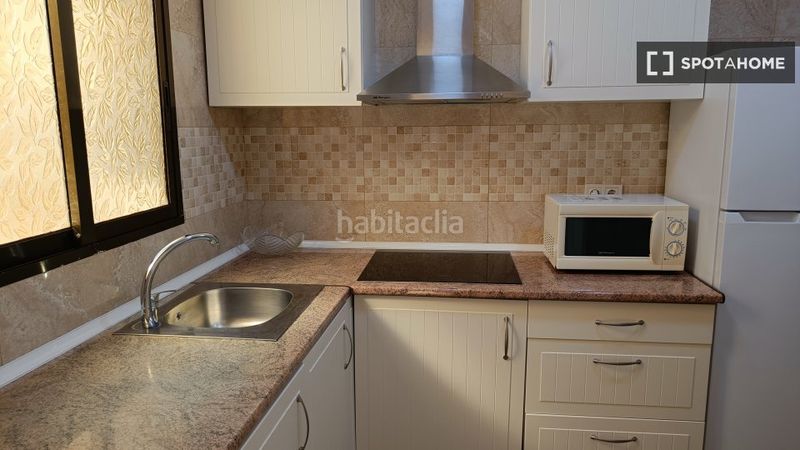 Foto 5b8c0070-0117-4cf1-9174-5689cd5d889c. Lloguer pis amb calefacció a El Cabanyal-El Canyamelar Valencia
