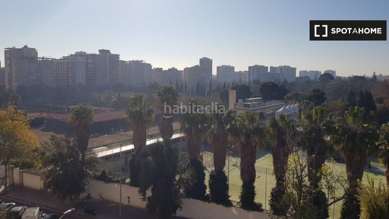 Foto 165f9b5f-f423-4a7c-ba86-2a1930dc9366. Rent flat with heating in Trinitat Valencia
