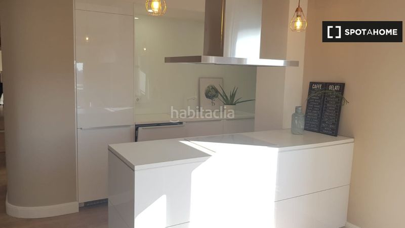 Foto 33e4eb4c-c69f-46da-b0cf-e1511b374c31. Rent flat with heating in Trinitat Valencia