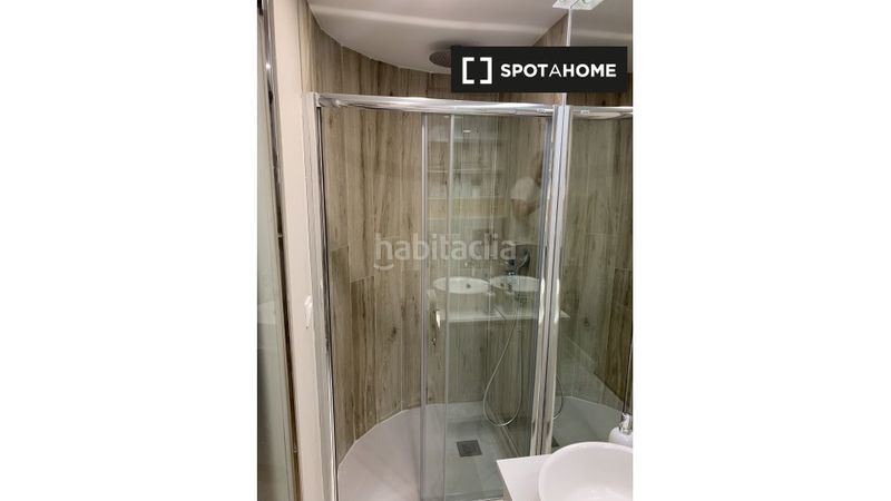 Foto d2f8eabe-4426-4cee-8e38-d47b387f838a. Rent flat with heating in Trinitat Valencia