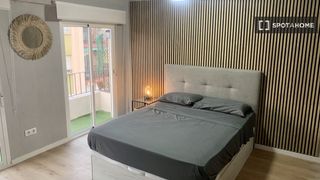 Alquiler Piso en En Corts - Doctor Waksman. Piso de 2 habitaciones en alquiler en en corts, valencia.