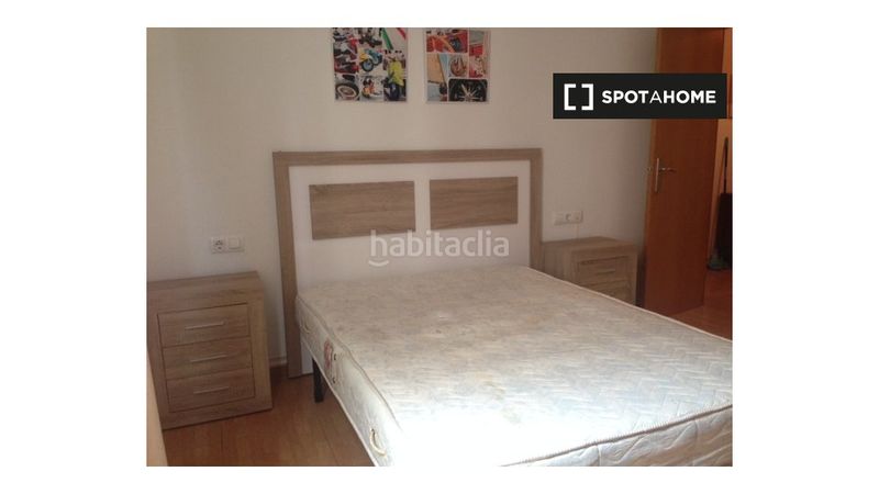 Foto fd8d89e6-03e0-4952-81d3-5e51a441e186. Rent flat with heating in El Botànic Valencia