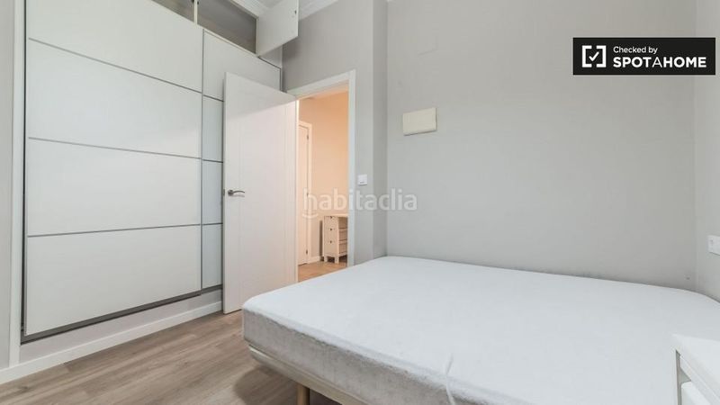 Foto 5f4ad188-ce9e-48f1-ab0d-d1db665dda63. Rent flat with heating in Gran Via Valencia