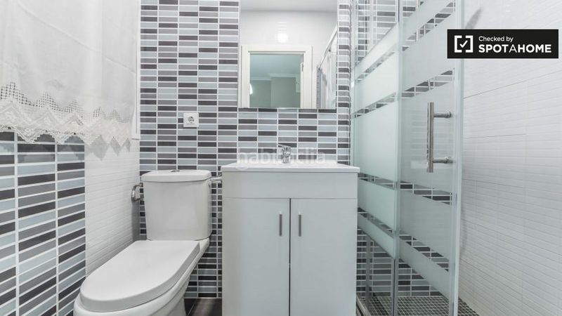 Foto f6651e9b-e80c-405f-b7dc-363b1d931513. Rent flat with heating in Gran Via Valencia