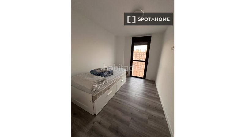 Foto d5444554-4d4e-441a-9a8e-411e2074c98f. Rent flat with heating in Malilla Valencia